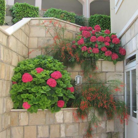 מלון קאבטאט Soba Mirus מראה חיצוני תמונה